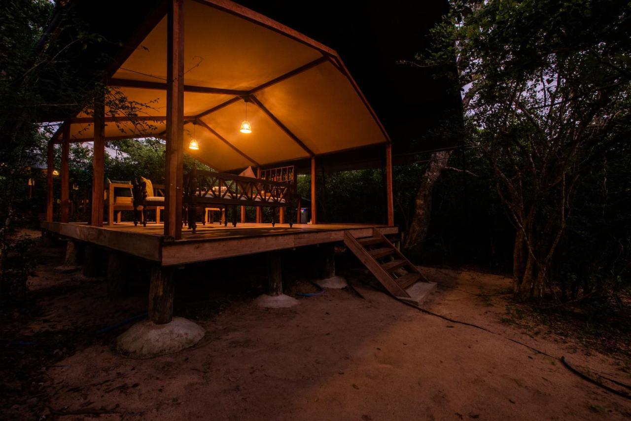 ホテル Wild Trails Yala By Suri エクステリア 写真